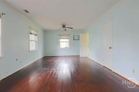Living - 211 E 63rd St, Savannah, GA 31405 photo 4 of 5