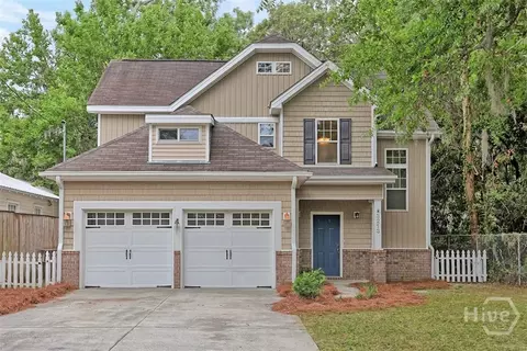 3213 Russell St, Thunderbolt, GA 31404
