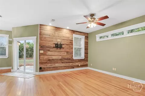 3213 Russell St, Thunderbolt, GA 31404 photo 7