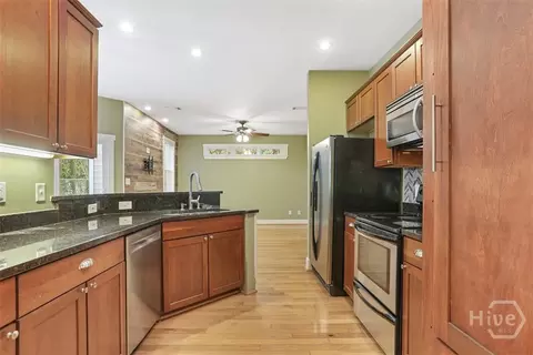 3213 Russell St, Thunderbolt, GA 31404 photo 14