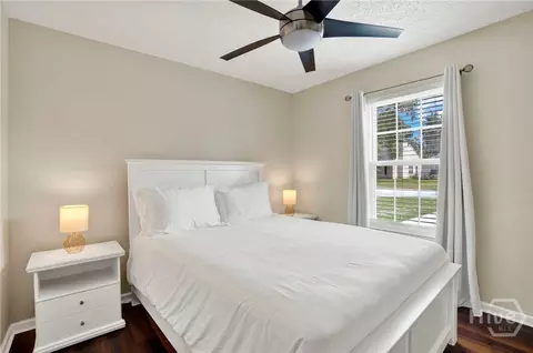 Bedroom - 140 Ropemaker Ln, Savannah, GA 31410 photo 5 of 6