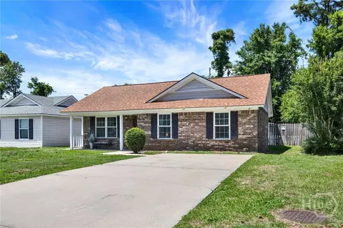 Exterior - 140 Ropemaker Ln, Savannah, GA 31410 photo 2 of 9