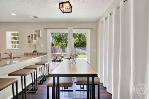 Dining - 140 Ropemaker Ln, Savannah, GA 31410 photo 4 of 4