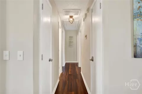 Entry Way - 140 Ropemaker Ln, Savannah, GA 31410 photo 2 of 2