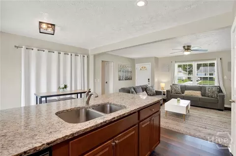 Kitchen - 140 Ropemaker Ln, Savannah, GA 31410 photo 4 of 5