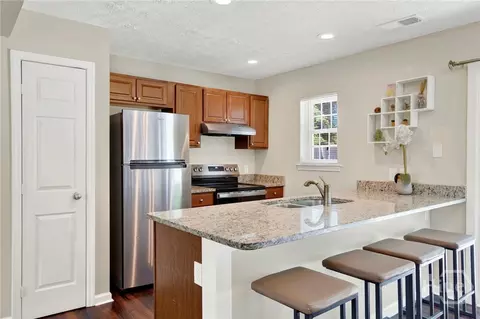 Kitchen - 140 Ropemaker Ln, Savannah, GA 31410 photo 1 of 5