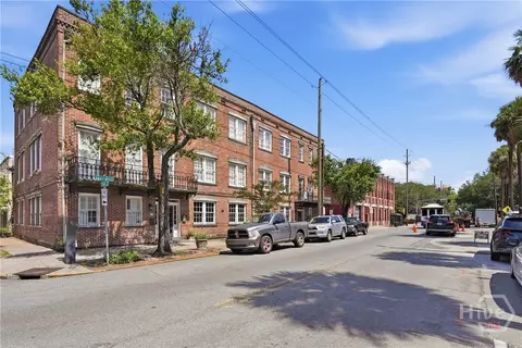 219 Abercorn St #F3, Savannah, GA 31401