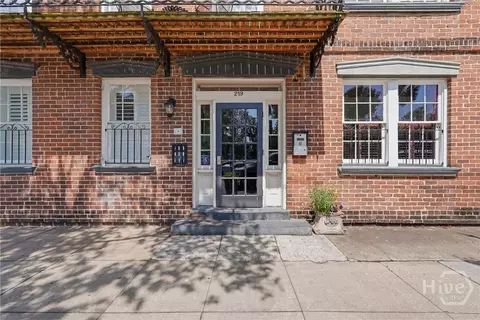 219 Abercorn St #F3, Savannah, GA 31401
