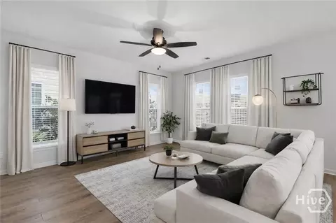 12 Pomona Cir, Savannah, GA 31419
