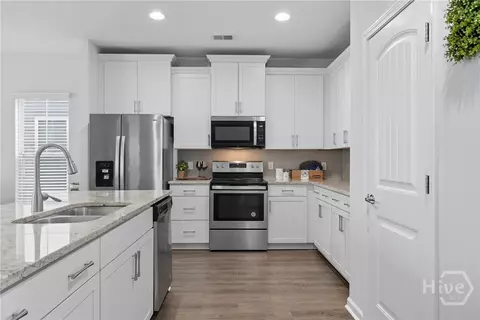 12 Pomona Cir, Savannah, GA 31419