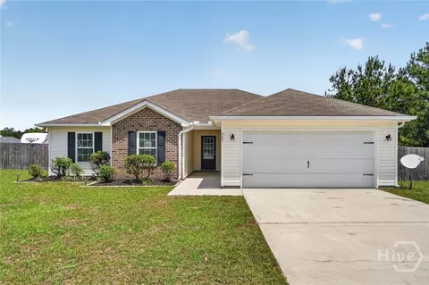 365 Creekside Cir, Ellabell, GA 31308