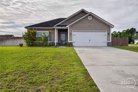 302 Huntington Dr NE, Ludowici, GA 31316