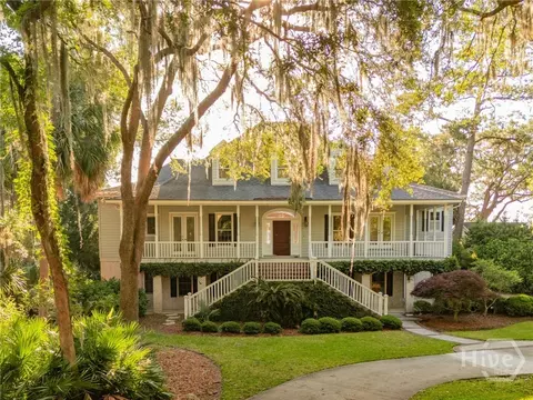 5 Laurel Hill Ln, Savannah, GA 31411