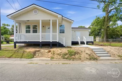 211 Jenks St, Savannah, GA 31415