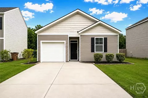 173 Hazy Ln, Hinesville, GA 31313