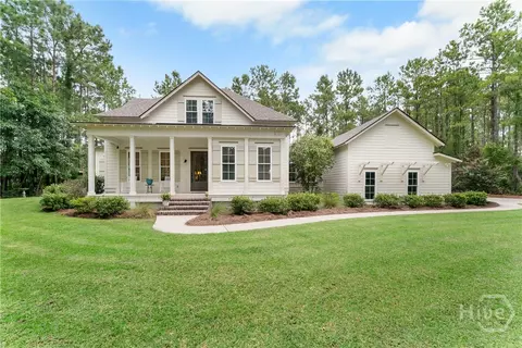 121 Kilkenny Rd, Richmond Hill, GA 31324