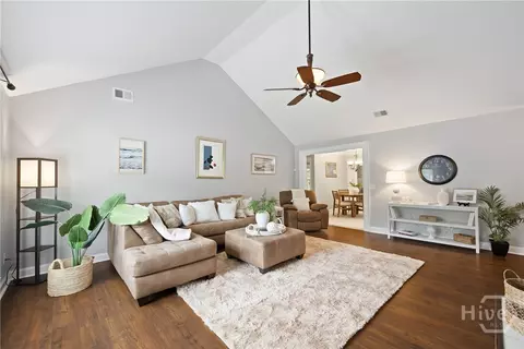 29 Rose Hill Dr, Savannah, GA 31419