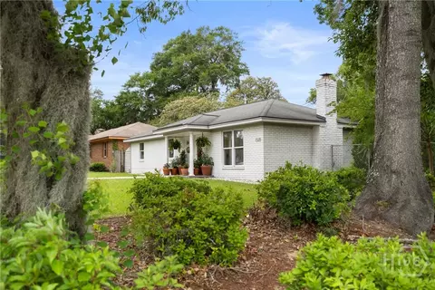 1520 E 49 St, Savannah, GA 31404