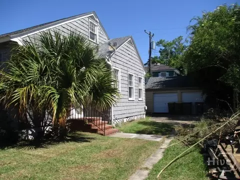 Exterior - 640 Maupas Ave, Savannah, GA 31401 photo 3 of 5