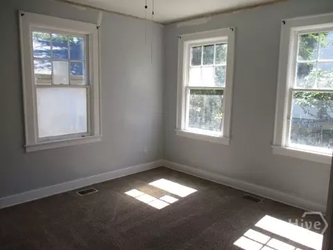 Bedroom - 640 Maupas Ave, Savannah, GA 31401 photo 3 of 3