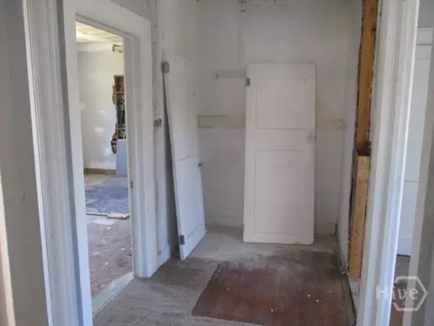 Entry Way - 640 Maupas Ave, Savannah, GA 31401 photo 1 of 1