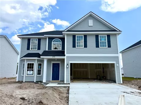 295 Juniper Dr, Hinesville, GA 31313