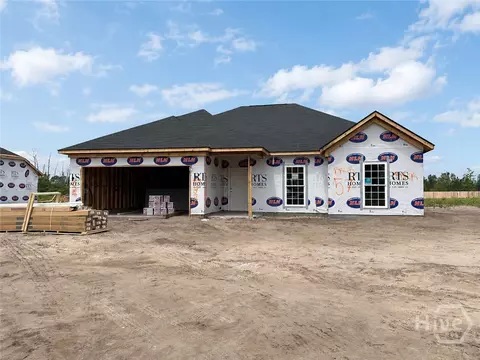 56 Cloverfield Dr SE, Allenhurst, GA 31301