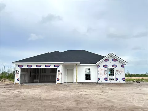 56 Cloverfield Dr SE, Allenhurst, GA 31301