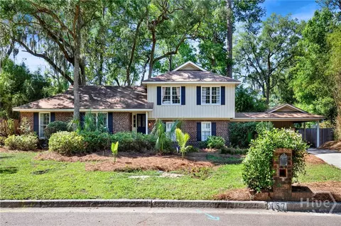 157 Hampshire Rd, Savannah, GA 31410