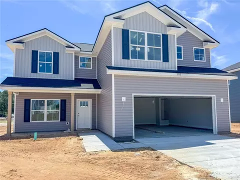 202 Calhoun Way NE, Ludowici, GA 31316