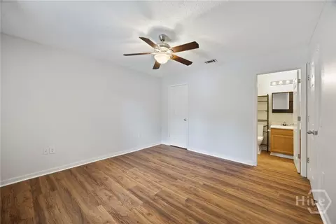 Bedroom - 207 Doe Cir, Springfield, GA 31329 photo 2 of 6