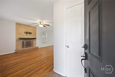 Entry Way - 207 Doe Cir, Springfield, GA 31329 photo 1 of 3