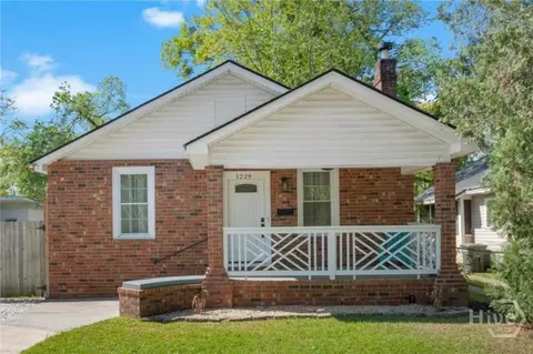 1229 E 40th St, Savannah, GA 31404