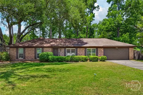 930 Mill Dr, Savannah, GA 31419