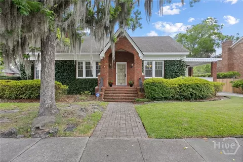 535 E 44th St, Savannah, GA 31405