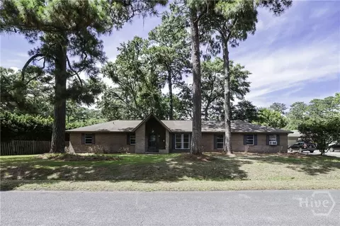 12 Jameswood Ave, Savannah, GA 31406