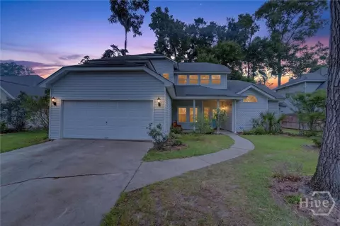 18 Angel Oaks Dr, Savannah, GA 31410
