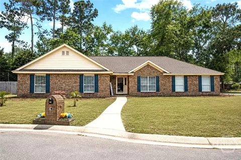521 Bennington Ct, Hinesville, GA 31313