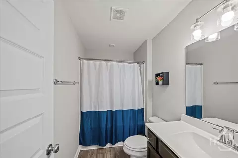 Bath - 209 Alyssa Ave, Guyton, GA 31312 photo 5 of 9