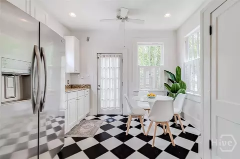 Kitchen - 226 E 53rd St, Savannah, GA 31405 photo 3 of 8