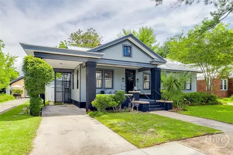 Exterior - 226 E 53rd St, Savannah, GA 31405 photo 2 of 15