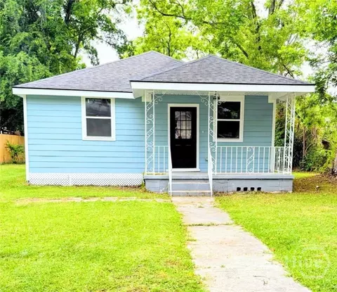 1329 E 33rd St, Savannah, GA 31404