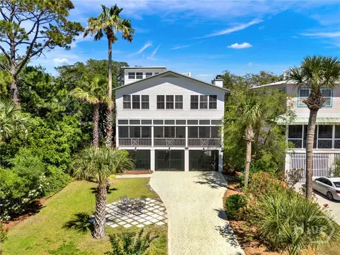 1804 Chatham Ave, Tybee Island, GA 31328