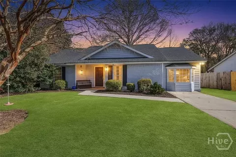 12 English Saddle Ct, Savannah, GA 31406