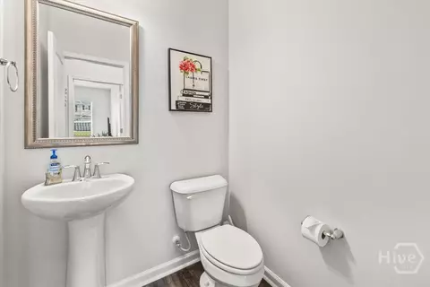 Entry Way - 175 Greyfield Cir, Savannah, GA 31407 photo 6 of 6