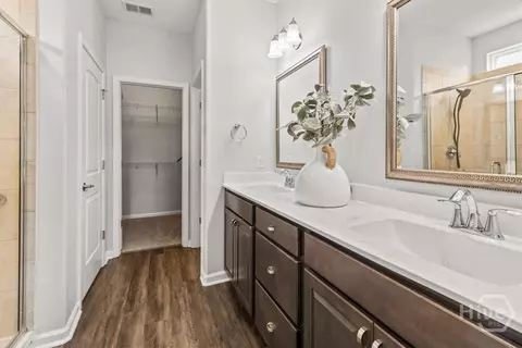 Entry Way - 175 Greyfield Cir, Savannah, GA 31407 photo 5 of 6