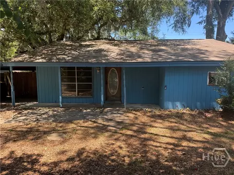 18 Arthur Cir, Savannah, GA 31406
