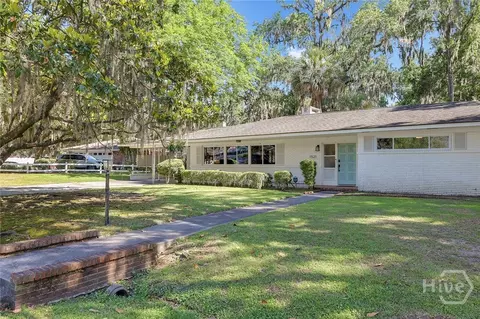 1521 Forsyth Rd, Savannah, GA 31406
