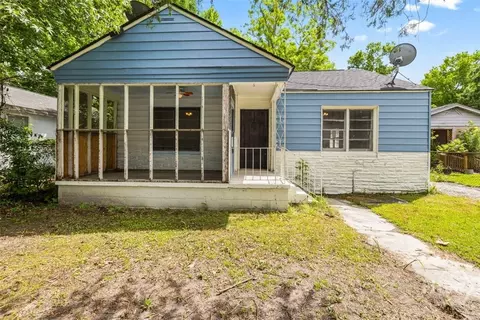 1529 Chester St, Savannah, GA 31415