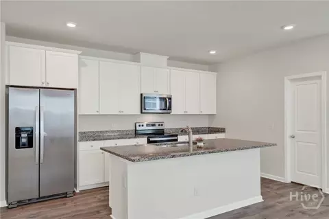 Kitchen - 148 Benelli Dr, Pooler, GA 31322 photo 4 of 4